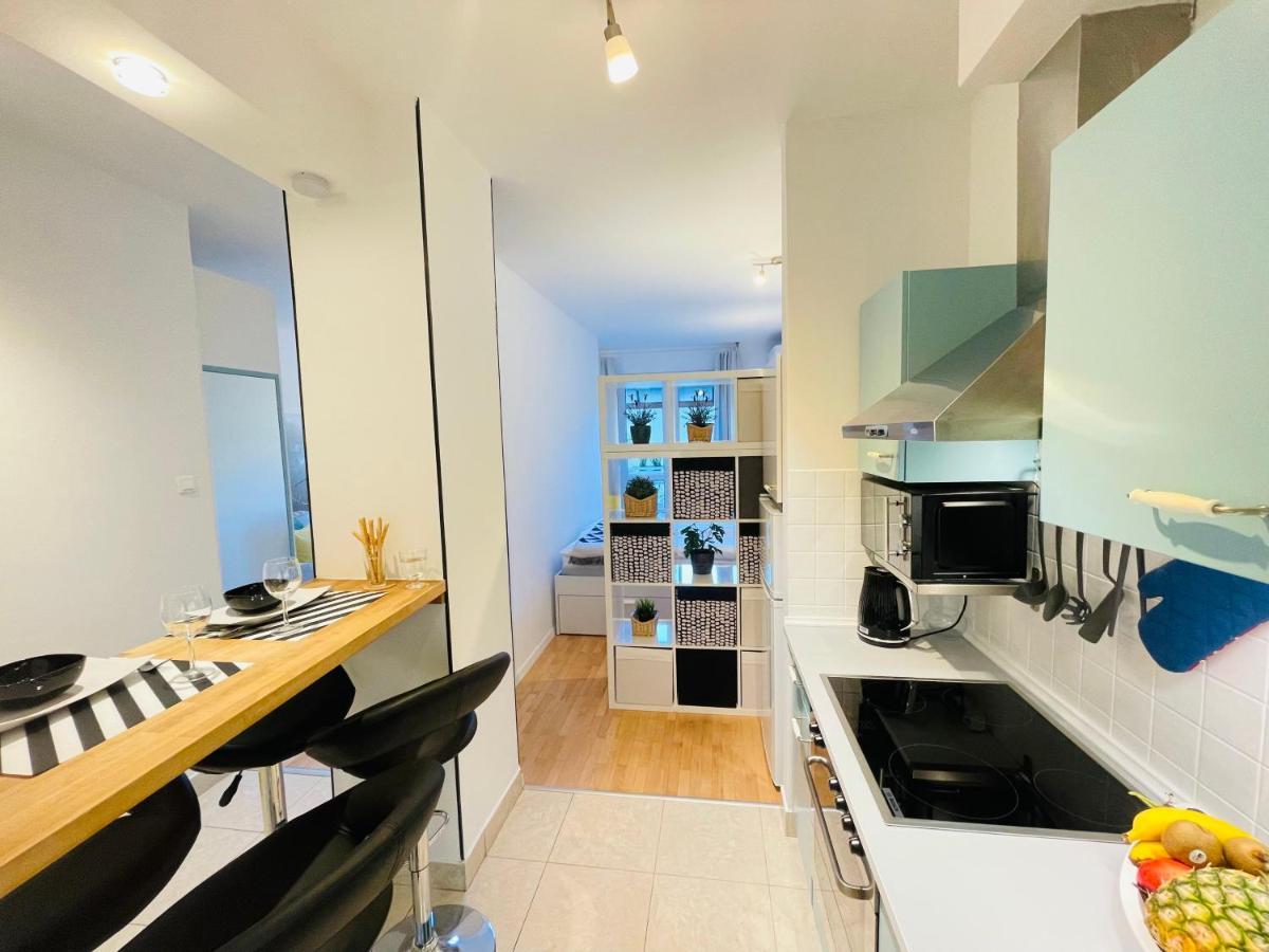 Peony Hollo Apartment - Free Garage Under The House Budapest Exterior foto