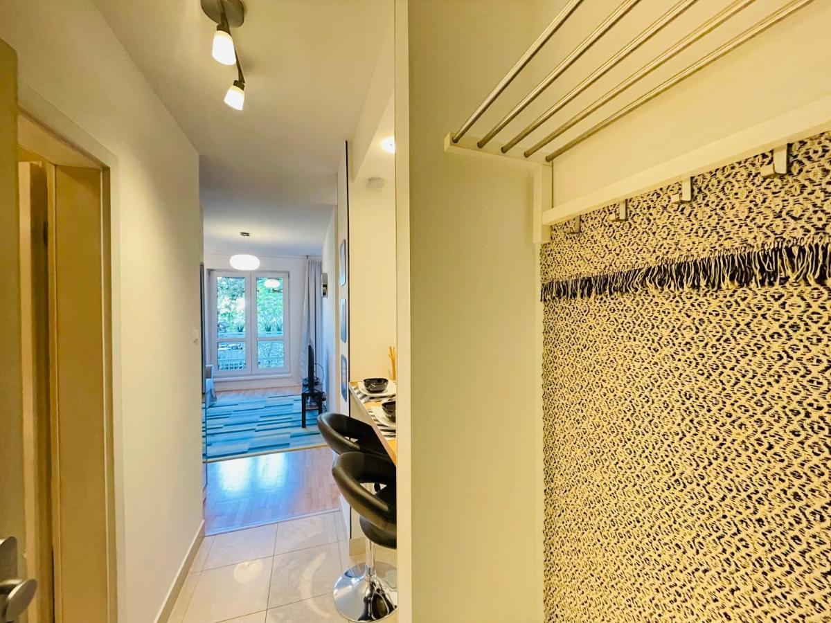 Peony Hollo Apartment - Free Garage Under The House Budapest Exterior foto